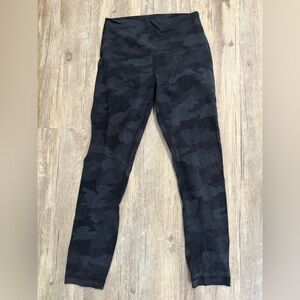 Lululemon Align High-Rise Crop 23" Heritage 365 Camo Deep Coal Multi size 4